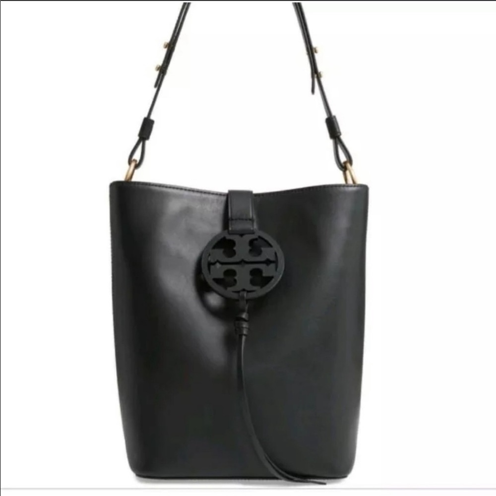 Tory Burch Miller Hobo bag w/dust bag EUC